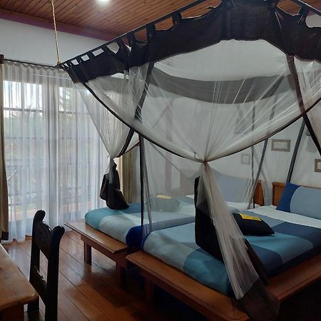 איבאטו Island Continent Hotel מראה חיצוני תמונה