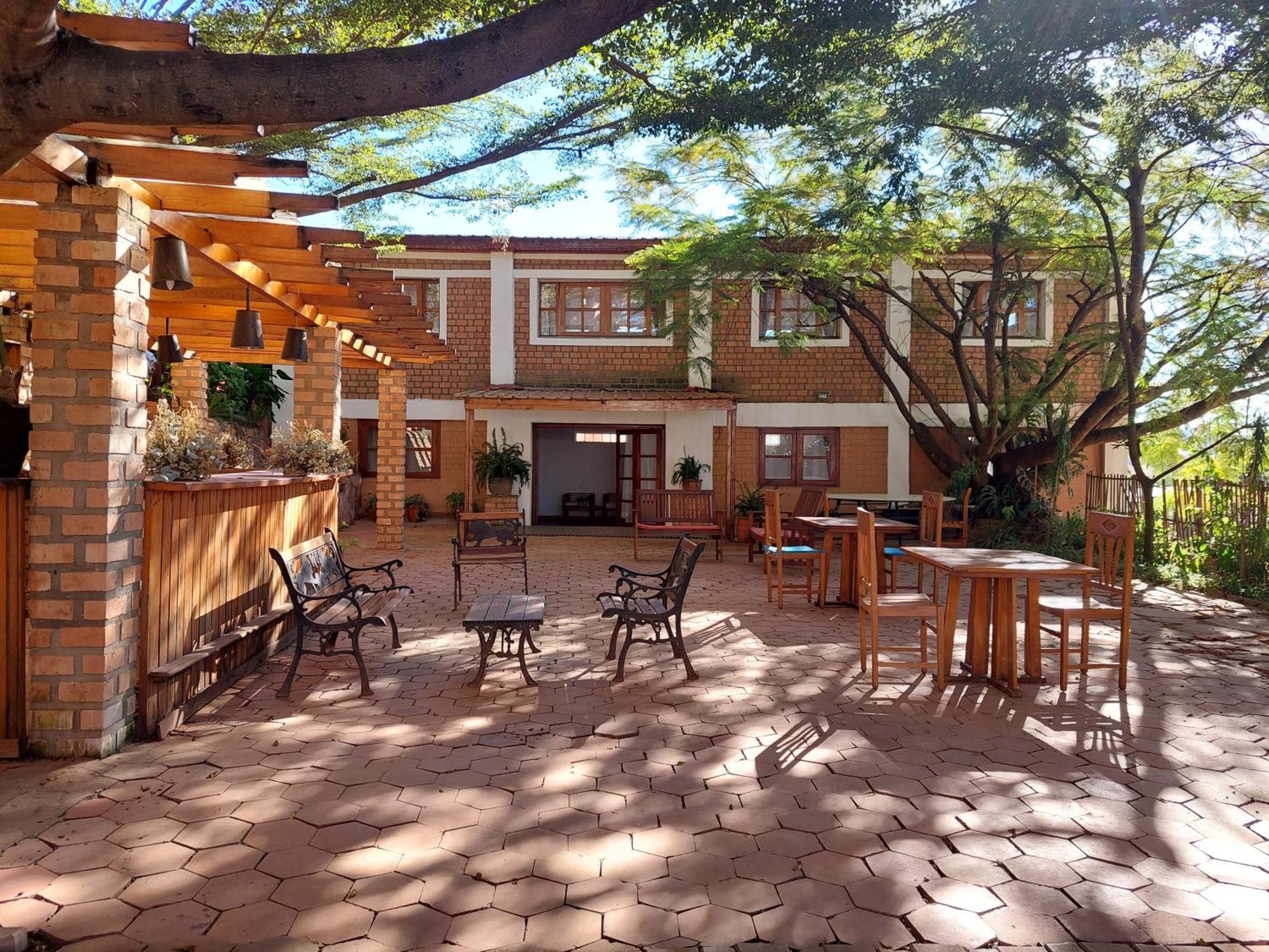 איבאטו Island Continent Hotel מראה חיצוני תמונה