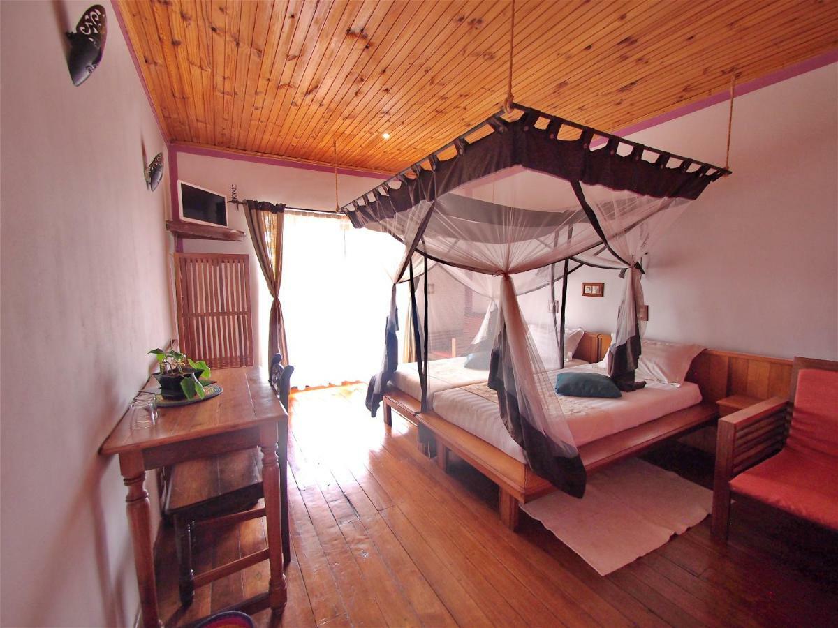 איבאטו Island Continent Hotel מראה חיצוני תמונה